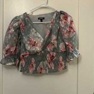 Puffy sleeve dress top from express size small